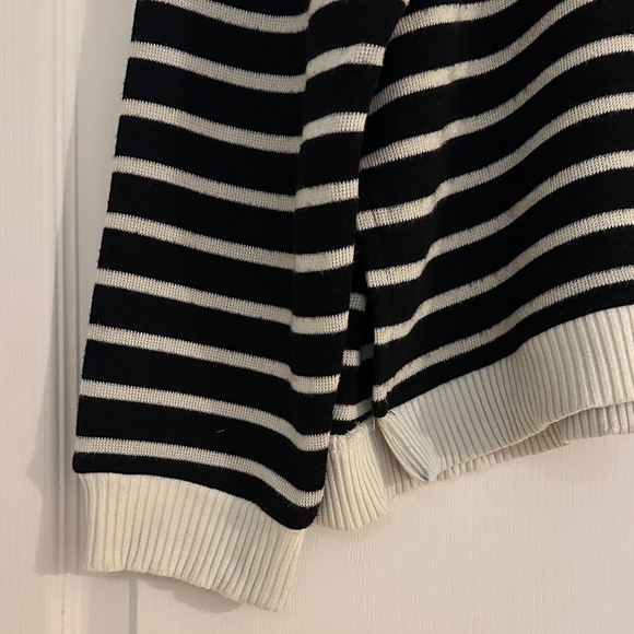 Zara black and white striped mock neck sweater, size medium - Picture 9 of 11